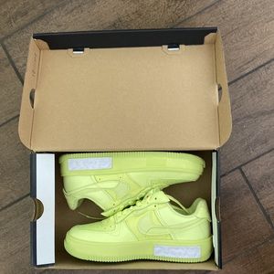 Nike Air Force 1 - used neon green great condition size 8
